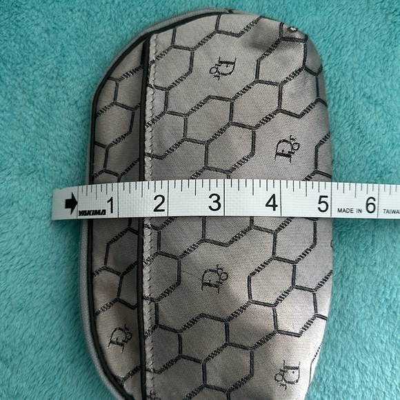 💄Vintage Dior Cosmetic Bag💄 - Picture 15 of 15